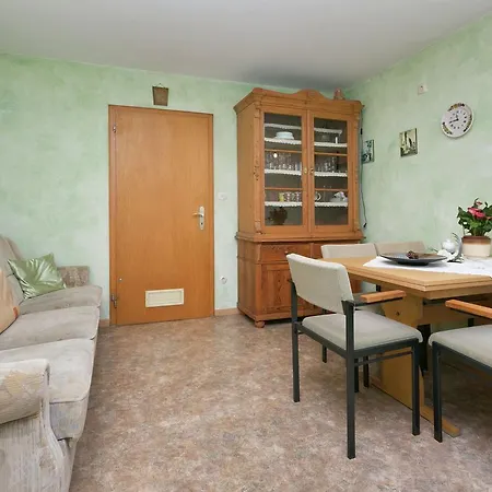 Gerber Apartment *